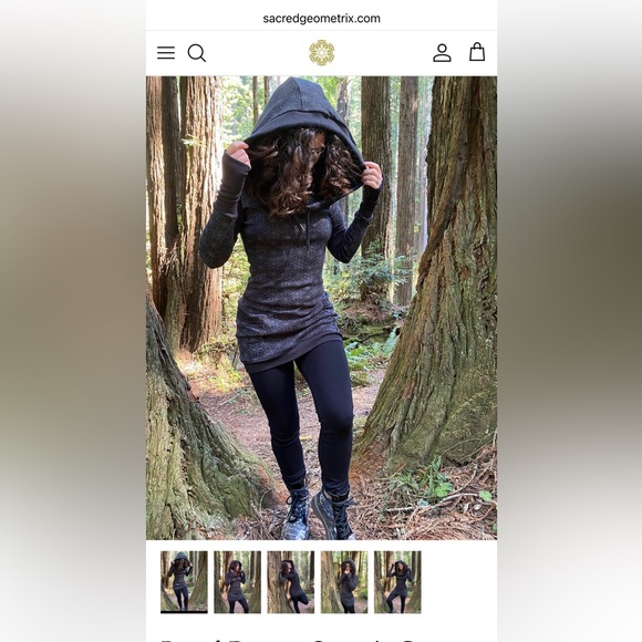 Geometrix Portal Dress - Picture 3 of 4